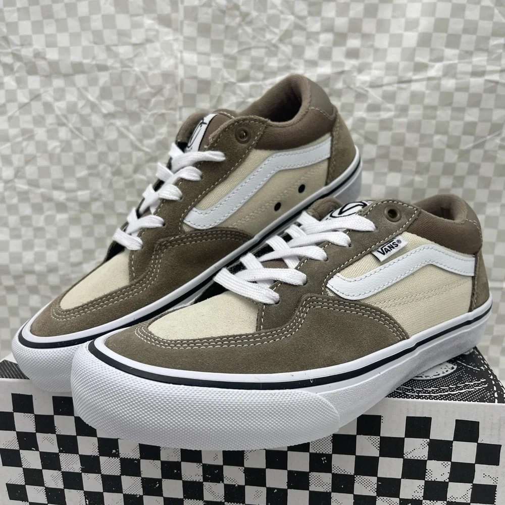 Vans Men’s Rowan
Walnut Sneakers 
VN0A5JIC1NU Tan and White Sneakers - Picture 5 of 16